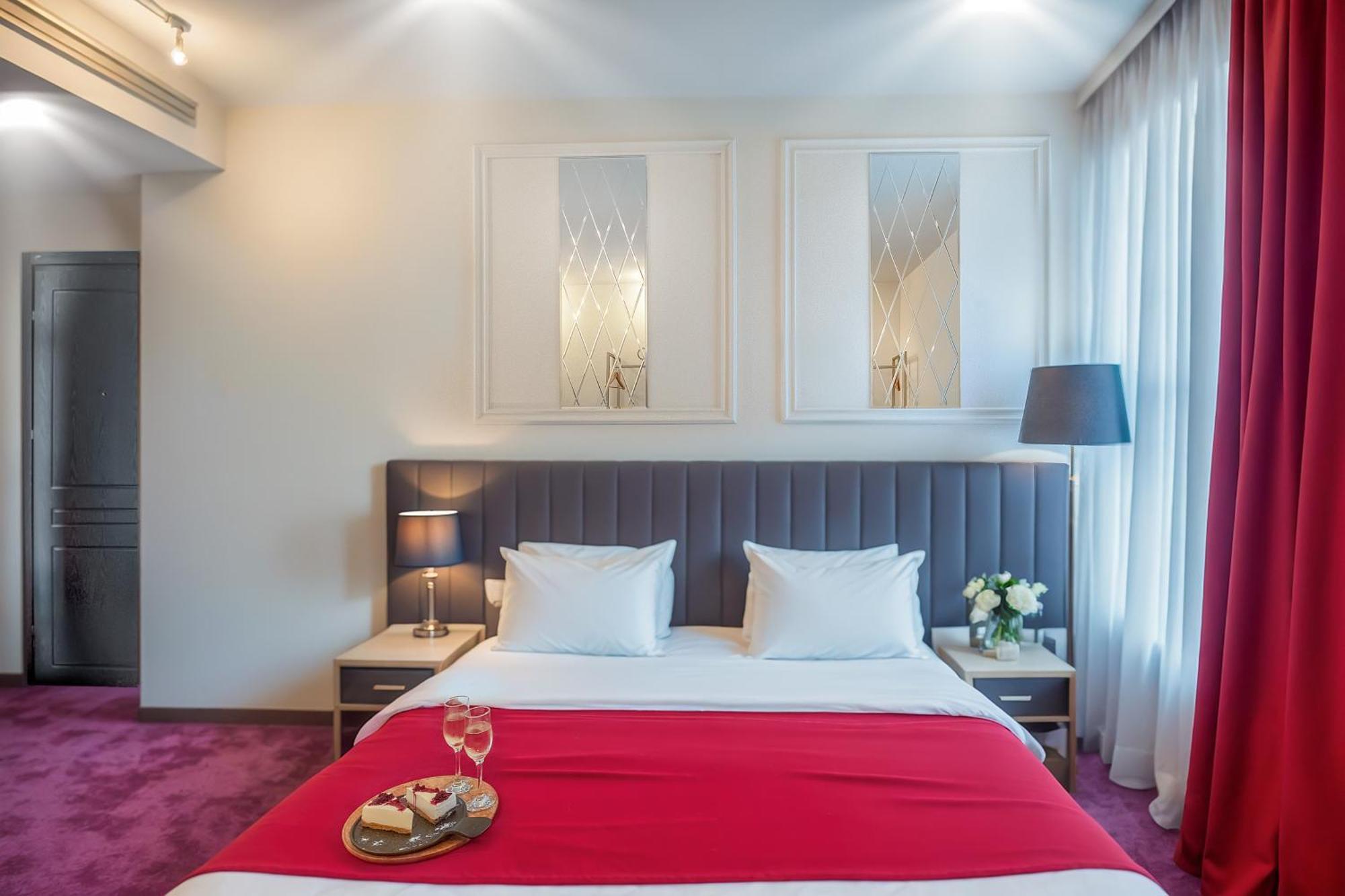 King Gorgasali Hotel Tbilisi ภายนอก รูปภาพ