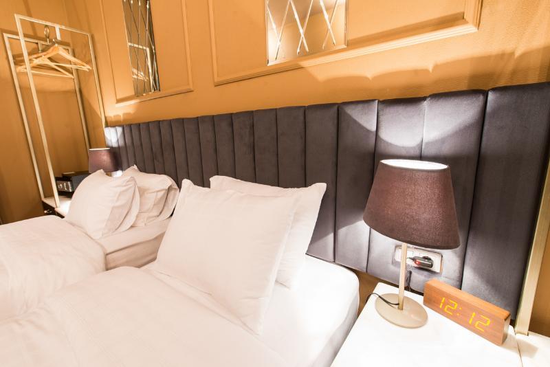 King Gorgasali Hotel Tbilisi ภายนอก รูปภาพ